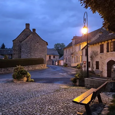 Apartamento Maison La Vie De L'aubrac - Lo Bel Peis Saint-Symphorien-de-Thenieres