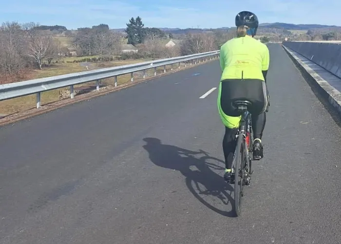 Maison La Vie De L'aubrac - Lo Bel Peis Appartement *